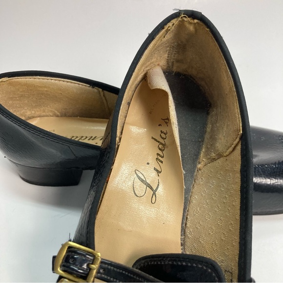 Vintage Linda’s Two Buckle Black Shoes SZ 7.5 with 1 inch Heel - Picture 7 of 16